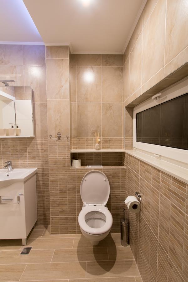 Apartmani Mont 1 ヤホリナ エクステリア 写真