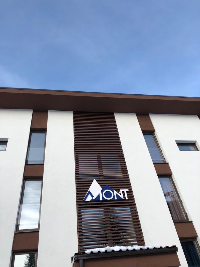 Apartmani Mont 1 ヤホリナ エクステリア 写真